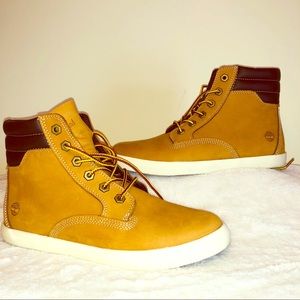 Timberland boot with ortholite sole